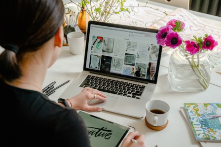 5 Essential Gadgets And Tools For All Graphic Designers top-things